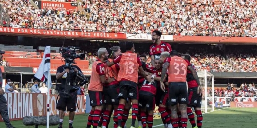 Flamengo apresenta o que tem de melhor em goleada sobre o São Paulo