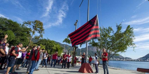 Flamengo celebra 126 anos com inauguração de bustos de ídolos, novos locais na Gávea e homenagens