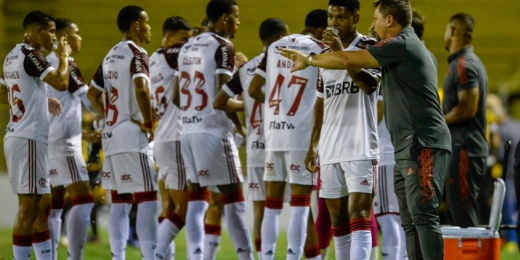 Flamengo divulga os relacionados para a estreia no Carioca; confira