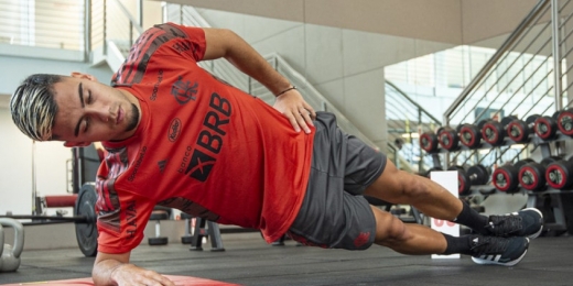 Flamengo faz último treino antes de enfrentar o Ceará; Andreas Pereira realiza exames no Ninho do Urubu