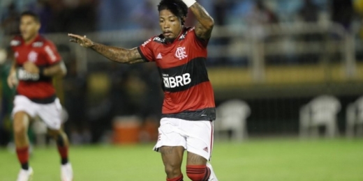 Flamengo: Paulo Sousa identifica correções necessárias em Gomes e Marinho