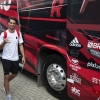 Flamengo se vê aliviado com situação de zagueiro, mas segue sem dupla de goleiros