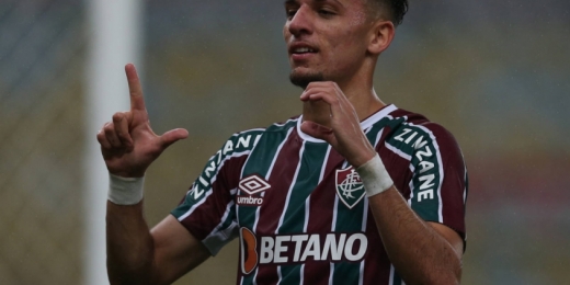 Fluminense divulga resultado de exame de Gabriel Teixeira