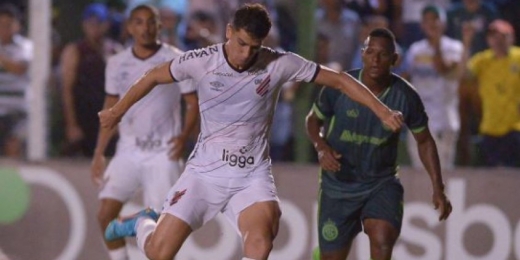 Fora de casa, Athletico-PR goleia o Tocantinópolis-TO e larga em vantagem na Copa do Brasil
