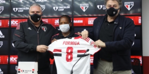 Formiga relembra início no São Paulo e projeta pós-carreira no clube