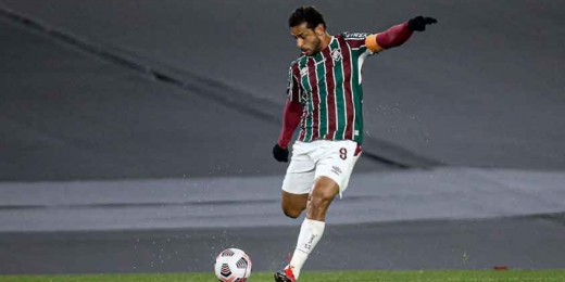 Fred ganha elogios da Fifa após classificação do Fluminense: 'Atuação inacreditável do maestro supremo'