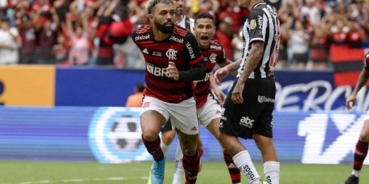 Gabi, do Flamengo, volta a rebater críticas nas redes sociais: 'Agora eu entendi o porquê disso tudo'