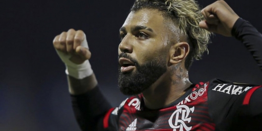Gabigol, do Flamengo, provoca Luizão após críticas do ex-atacante