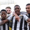 Gabriel comemora fase do Botafogo no Brasileirão sub-20 e projeta clássico: ‘Dar alegria para a torcida’