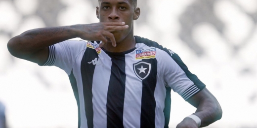Gabriel Conceição comemora vitória do Botafogo pelo Brasileirão sub-20: 'Vai nos dar bastante confiança'