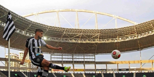 Garçom: Daniel Borges supera número de assistências de 2021 e lidera Botafogo no quesito em 2022