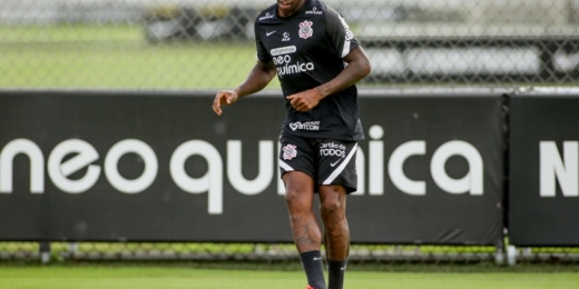 Gil avalia início de temporada pelo Corinthians e é o único 100% em campo nos cinco jogos disputados