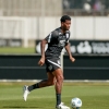 Gil vê Corinthians mais forte após contratações, mas pede calma: ‘Não é de uma hora para outra’