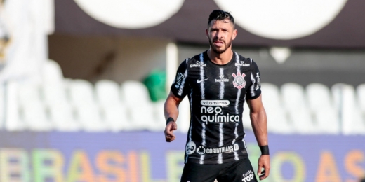Giuliano celebra volta da torcida do Corinthians ao estádio: 'Estamos muito ansiosos'