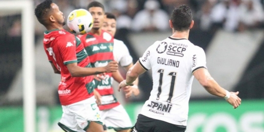 Giuliano dedica gol à filha e destaca rodízio no Corinthians: 'Coletivo tem que prevalecer'