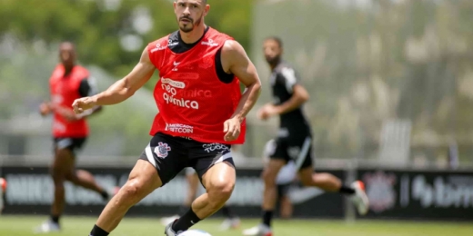 Giuliano termina transição e deve ficar a disposição do Corinthians contra o Grêmio