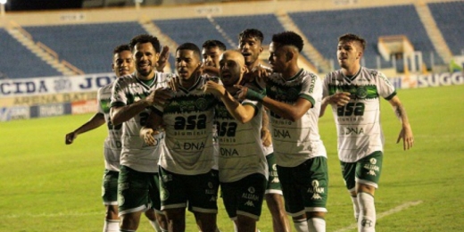 Guarani goleia Confiança fora de casa e entra no G-4 da Série B