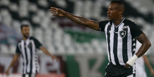 Guilherme Santos, do Botafogo, diz que não sentiu dores e vibra com volta: '5 meses que pareciam 50 anos'