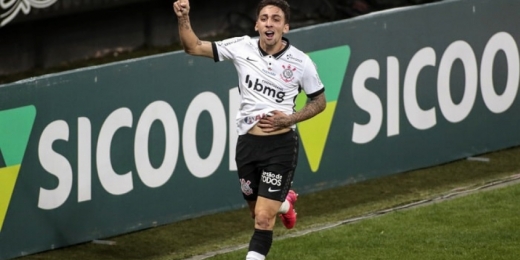 Gustavo Mosquito relembra primeiro gol marcado no Corinthians: 'Importante para minha carreira'