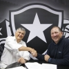 Hora de agir! Processo de venda da SAF do Botafogo para John Textor durou menos de três meses