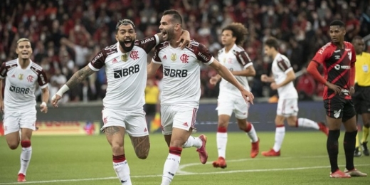 Ingressos esgotados para a torcida do Flamengo em jogo contra o Athletico