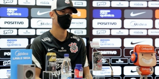 João Victor quer pontos fora de casa e projeta Brasileirão do Corinthians: 'Vão ver onde vamos terminar'