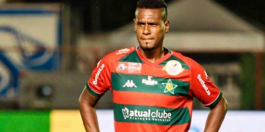Leandro Amaro exalta classificação da Portuguesa-RJ na Copa do Brasil: 'É um momento muito importante'