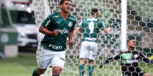 Líder em convocados para Seleções de base, Palmeiras tem jovem chamado pelo Canadá