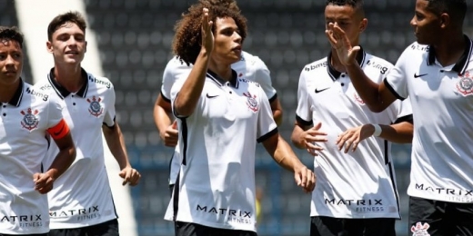 Líderes e invictas, equipes sub-15 e sub-17 do Corinthians conhecem rivais da próxima fase do Paulistão