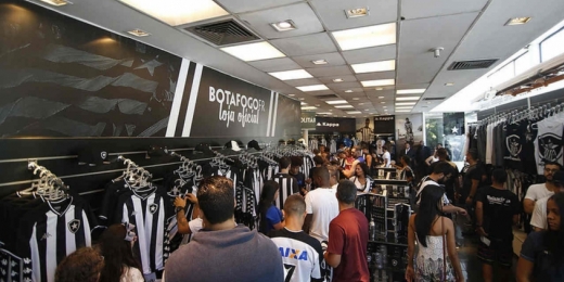 Loja oficial do Botafogo em General Severiano fecha, e clube deve buscar novo franqueado