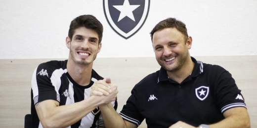 Lucas Piazon afirma que projeto do Botafogo era citado em Portugal: 'A expectativa lá fora é grande'