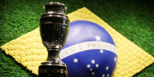 Luiz Gomes: 'Fora Copa América'