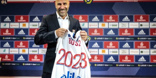 Lyon anuncia a contratação do treinador Peter Bosz