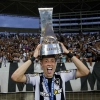 Matheus Frizzo despista sobre futuro, mas enaltece título do Botafogo: ‘Esse grupo é maravilhoso’
