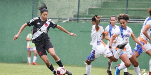 Meninas da Colina: Vasco goleia o Duque de Caxias pela 10ª rodada da Taça Guanabara de futebol feminino