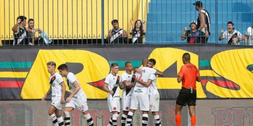 Mudança na lateral, força no Nordeste e mais: o que observar do Vasco contra o Botafogo pelo Carioca