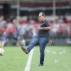 Muricy aponta perda de identidade no futebol brasileiro: ‘Levaram nossa técnica embora’