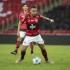 Na briga pela vaga de titular no Flamengo, Matheuzinho cita conversas com laterais e Ceni