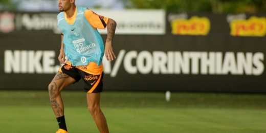 No reencontro com o rival de sua 'estreia' pelo Corinthians, João Victor prega foco contra a Ponte Preta