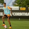 No reencontro com o rival de sua ‘estreia’ pelo Corinthians, João Victor prega foco contra a Ponte Preta