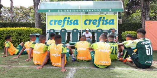 No último dia de inscrições, Palmeiras inclui 13 jogadores da base na lista do Paulistão