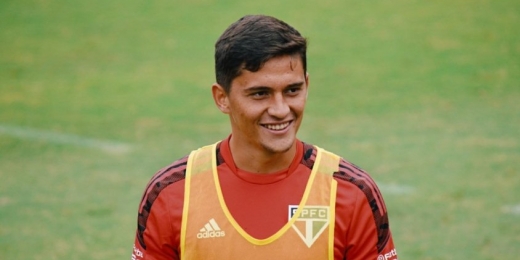 Pablo Maia é considerado craque da partida e comemora primeiro jogo como titular pelo São Paulo