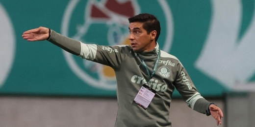 Palmeiras chega a 100 gols sob o comando de Abel Ferreira e treinador elogia equipe