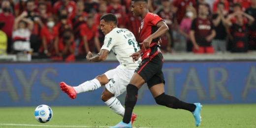 Palmeiras finalizou mais de 50 vezes nas últimas três partidas, mas peca na eficiência