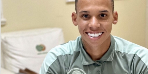 Palmeiras renova contrato com Garcia por conta de plano ousado para futuro