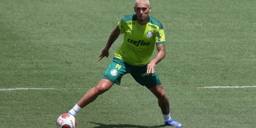 Palmeiras tem volta de cinco afastados pela Covid-19; Rafael Navarro treina pela primeira vez