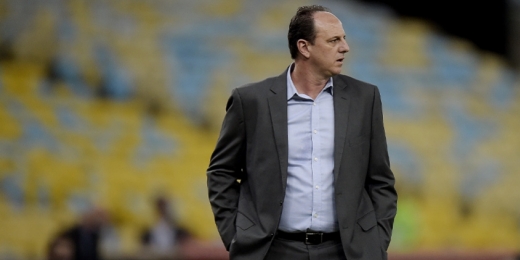 Para jornalista do SporTV, Rogério Ceni precisa de coach para corrigir 'postura arrogante'