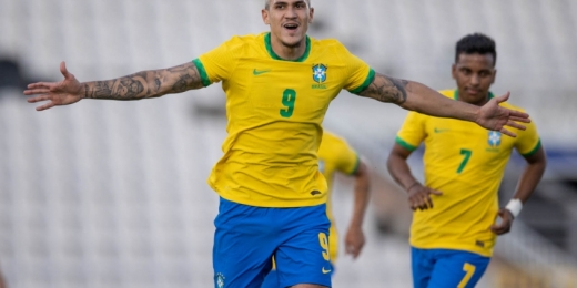 Pedro celebra gols pela Seleção Brasileira e mira as Olimpíadas