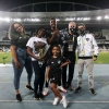 Placa, família presente e boa atuação: Kanu tem noite para ser lembrada no 100º jogo pelo Botafogo