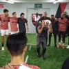 Preparador físico do Flamengo faz a bola ‘levitar’ em discurso antes de final e leva jogadores ao delírio; veja